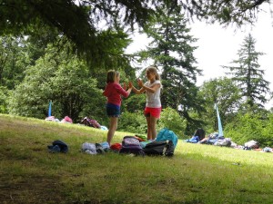girls-playing-at-camp-tilikum