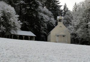 valley-view-school-in-snow