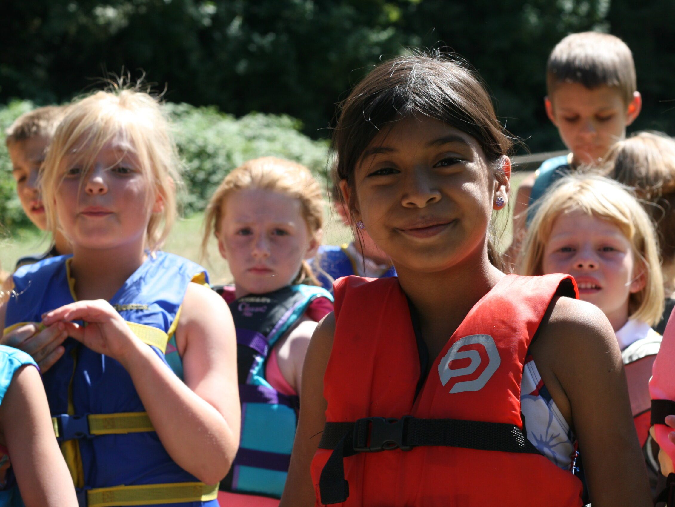 tilikum-summer-camper-group-on-fishing-dock